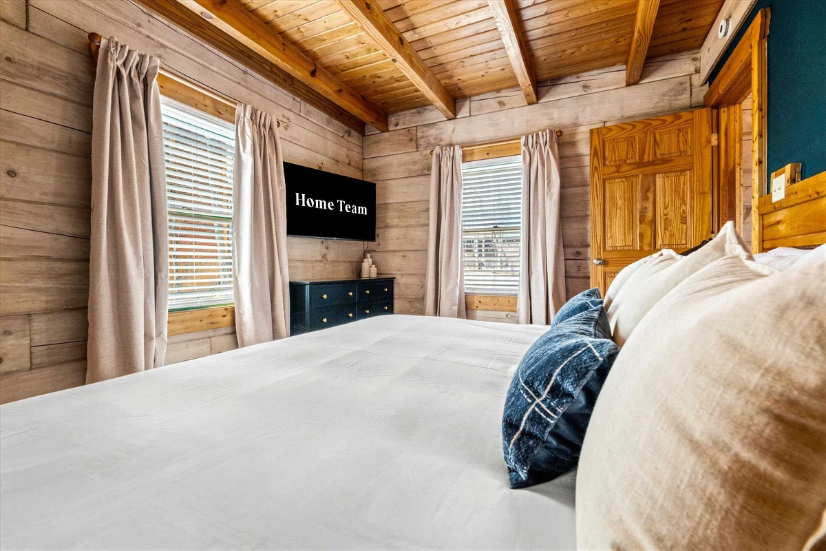 Bedroom image 1