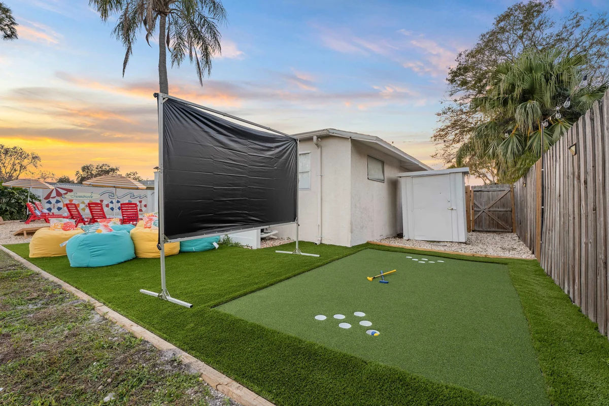 Home in Florida property photo 2