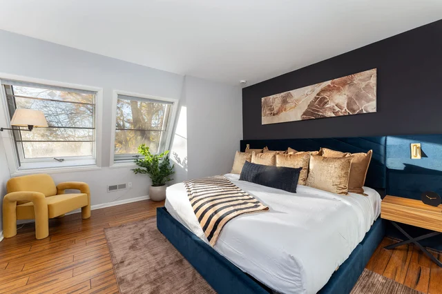 Bedroom image 1