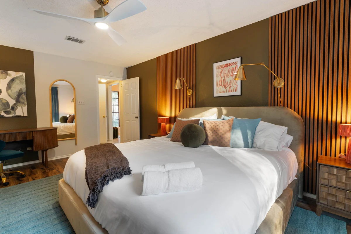 Bedroom image 1