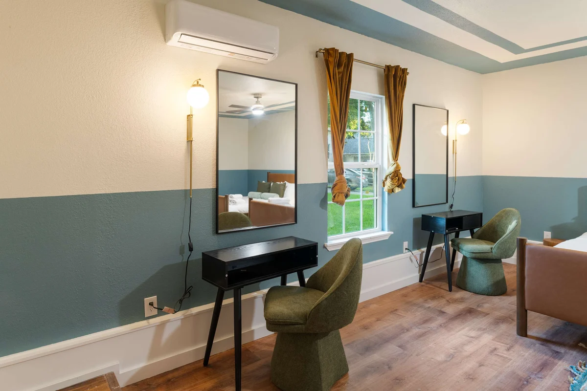 Bedroom image 1