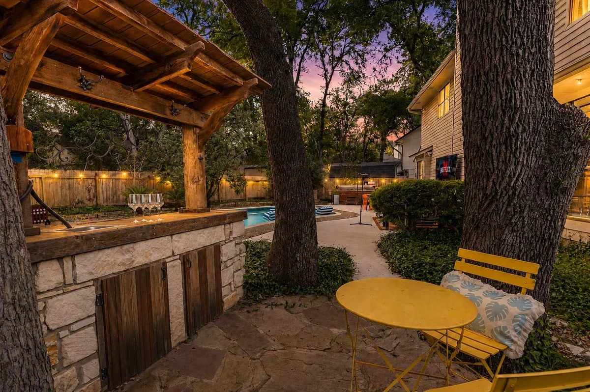 Home in Austin property photo 2
