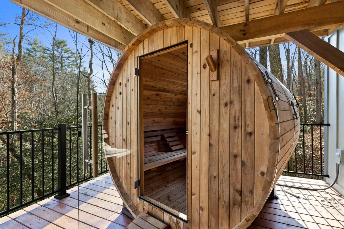 Home in Blue Ridge property photo 2