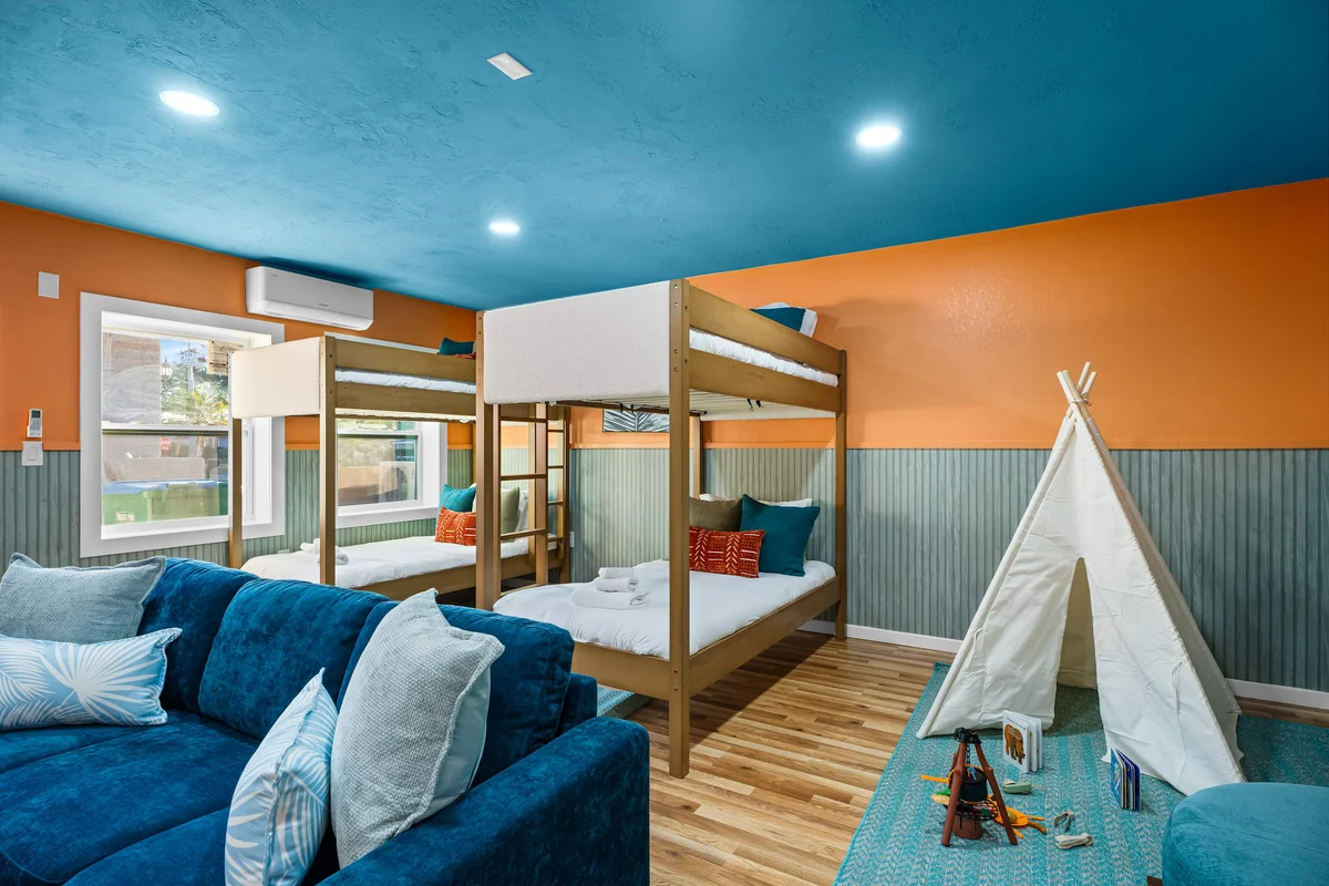 Bedroom image 1