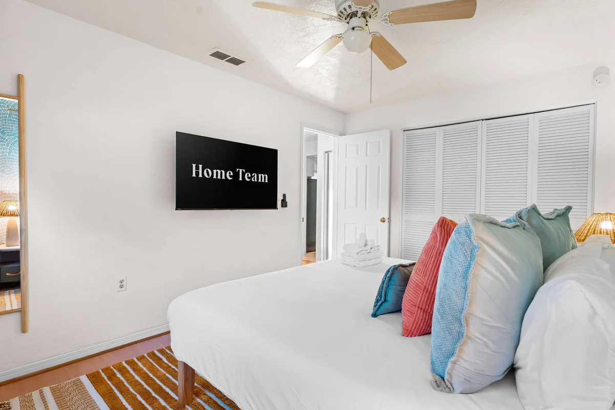 Bedroom image 1