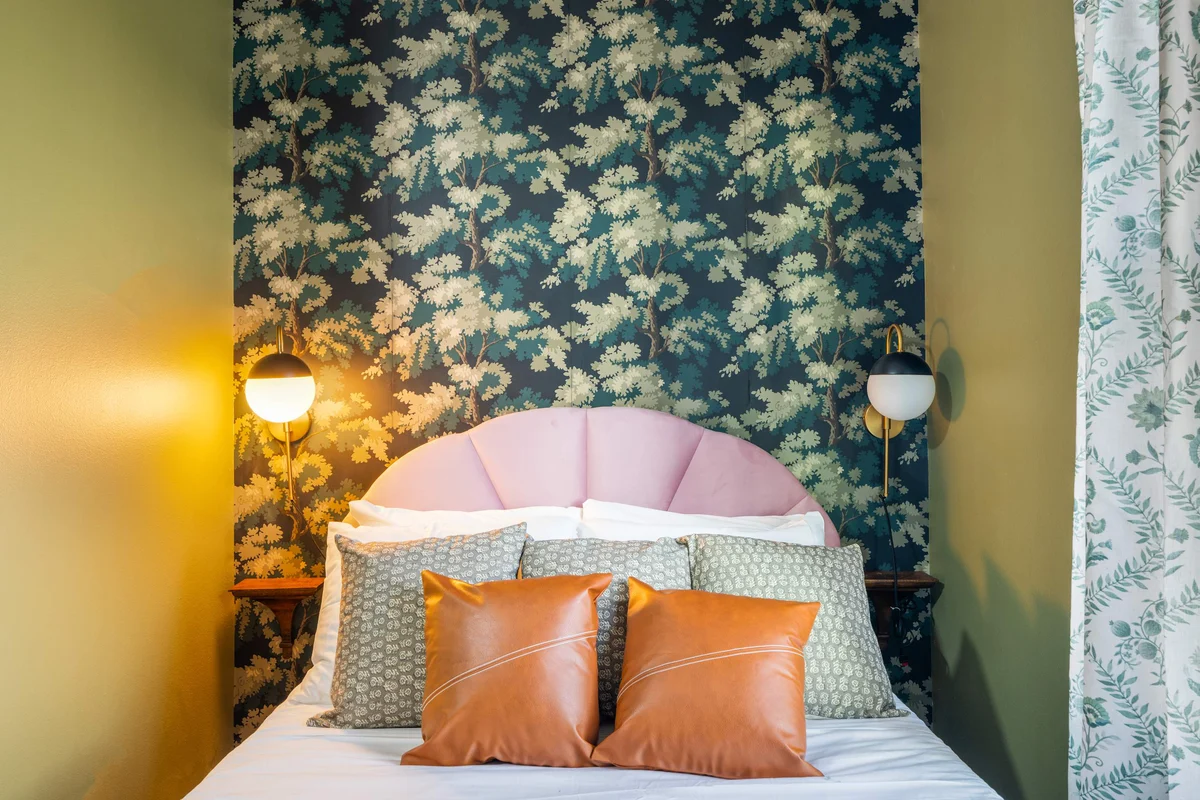 Bedroom image 1