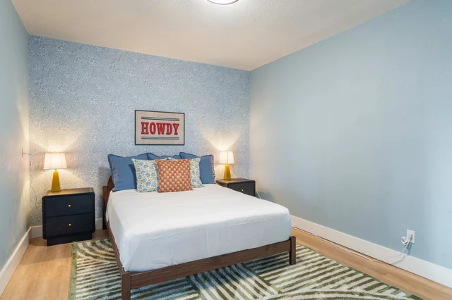 Bedroom image 1