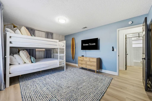Bedroom image 1