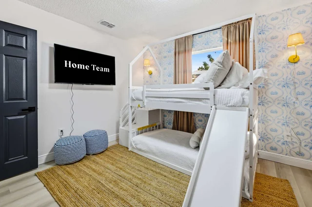 Bedroom image 1