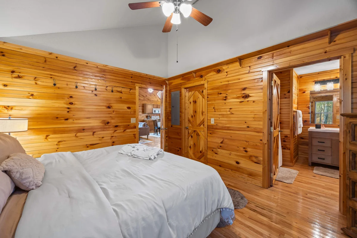 Bedroom image 1