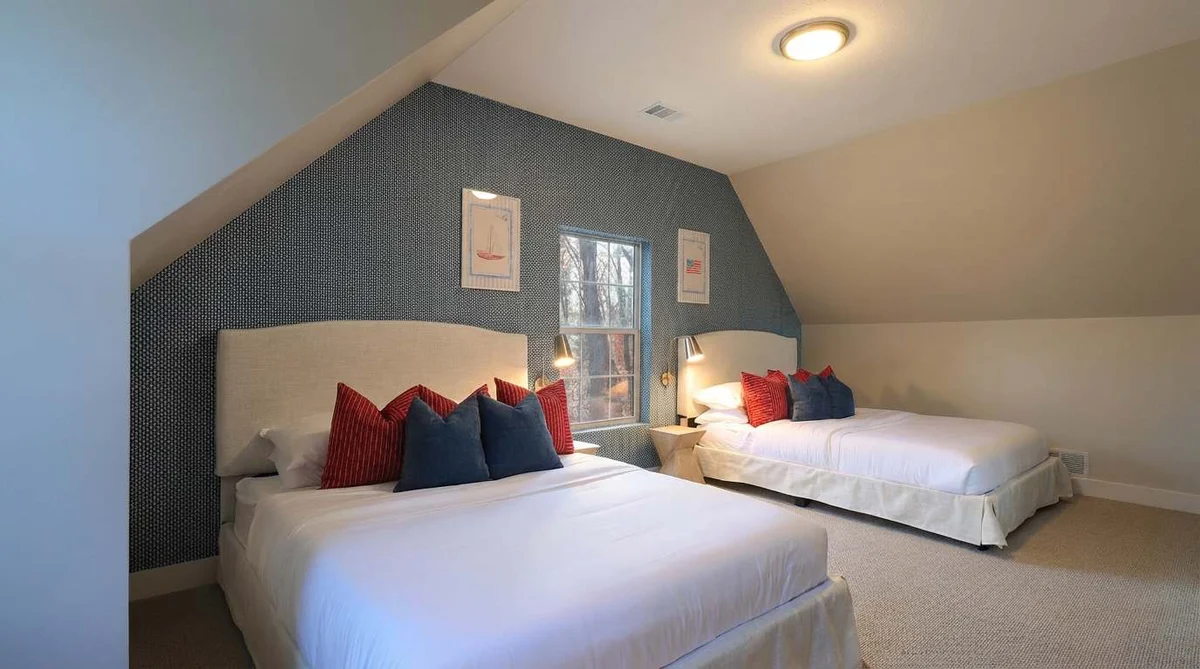 Bedroom image 1