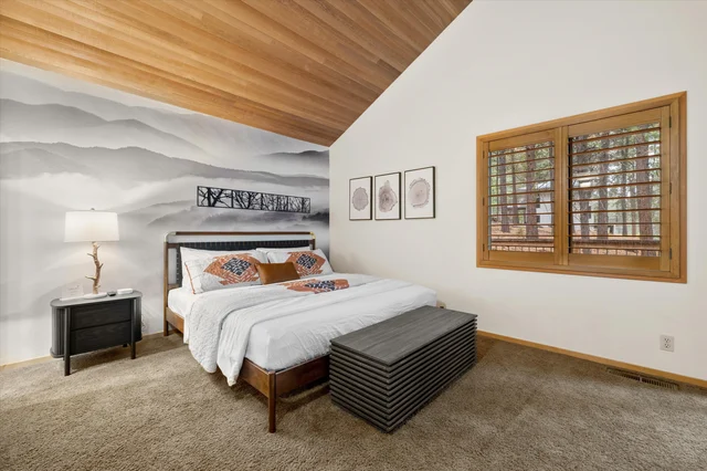 Bedroom image 1