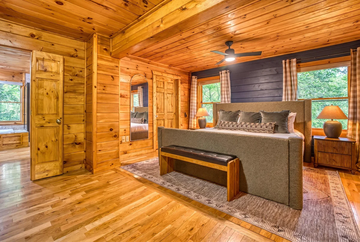 Bedroom image 1