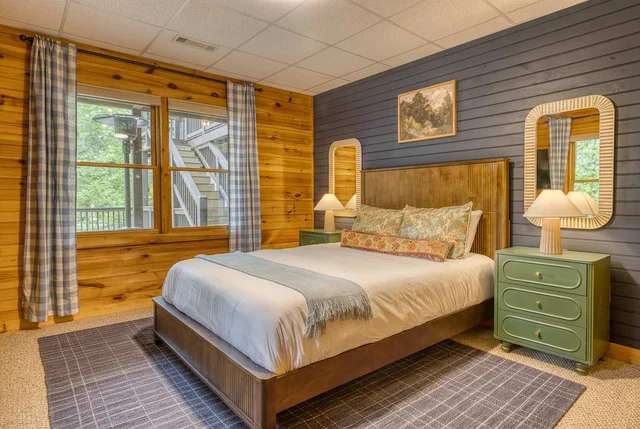 Bedroom image 1