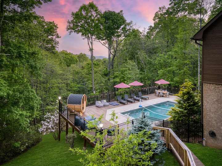 Home in Blairsville property photo 2