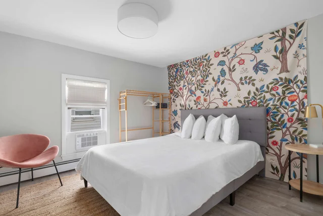 Bedroom image 1
