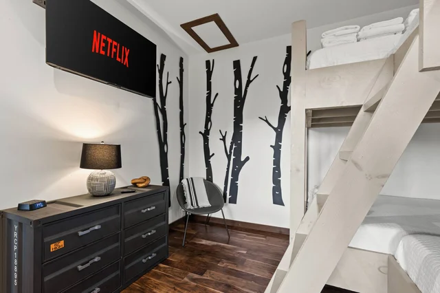 Bedroom image 1