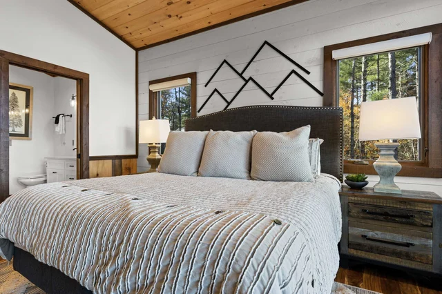Bedroom image 1