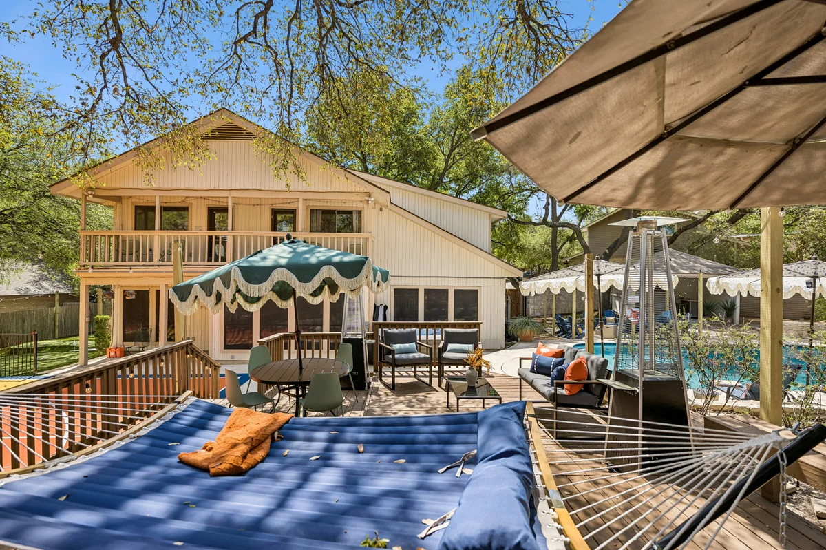 Home in San Antonio property photo 3