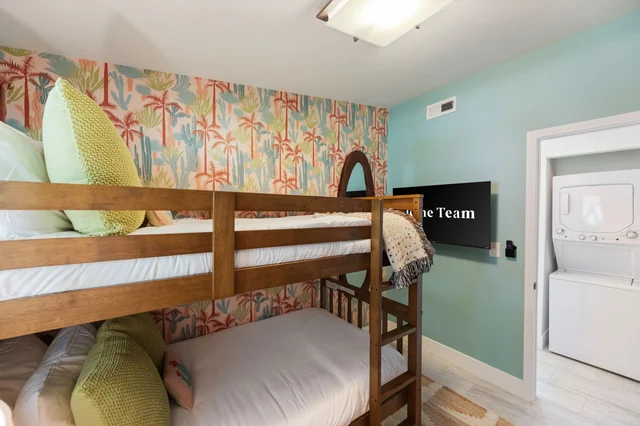Bedroom image 1