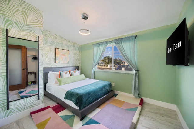 Bedroom image 1