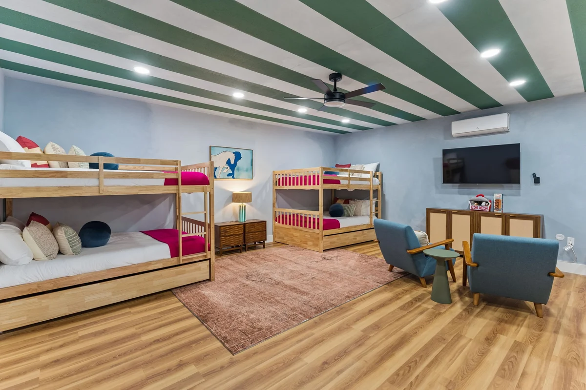 Bedroom image 1