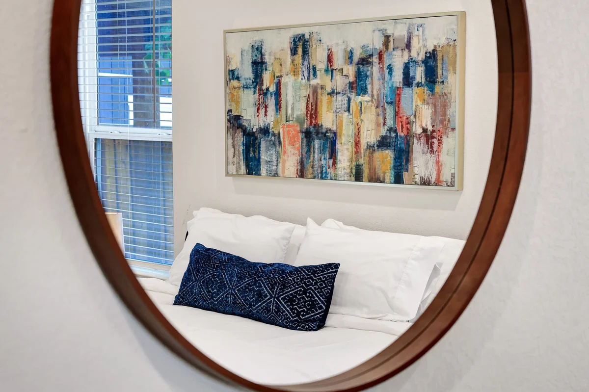 Bedroom image 1