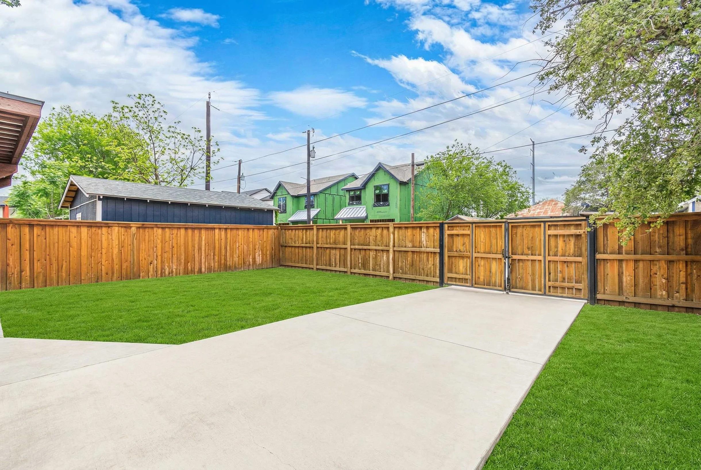Home in San Antonio property photo 4