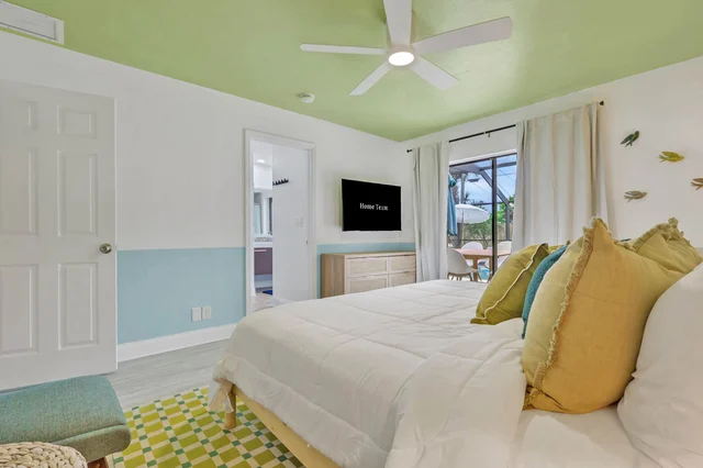 Bedroom image 1