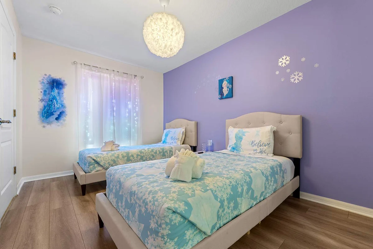 Bedroom image 1