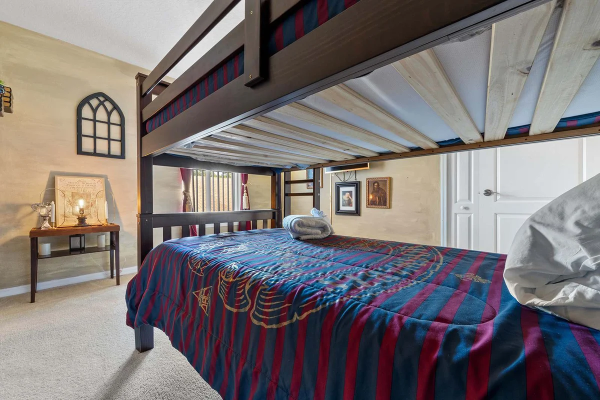 Bedroom image 1
