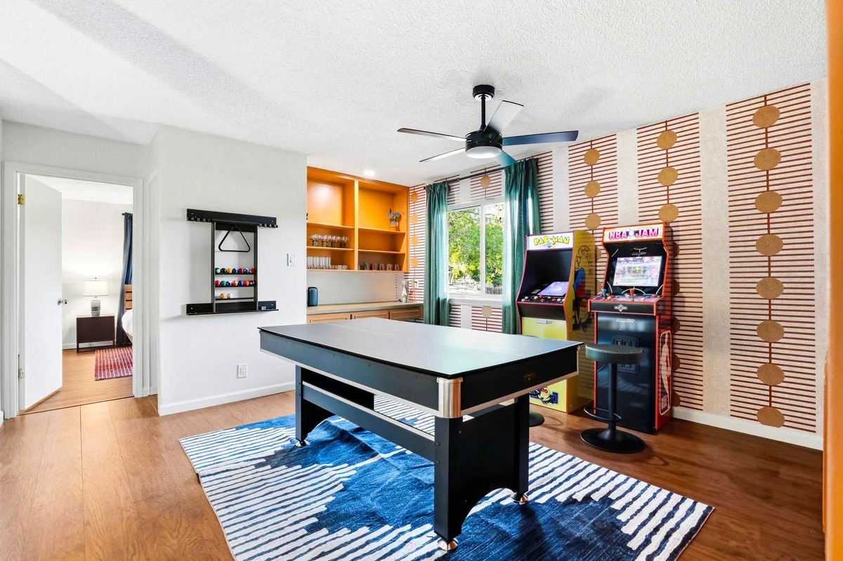 Home in San Antonio property photo 5