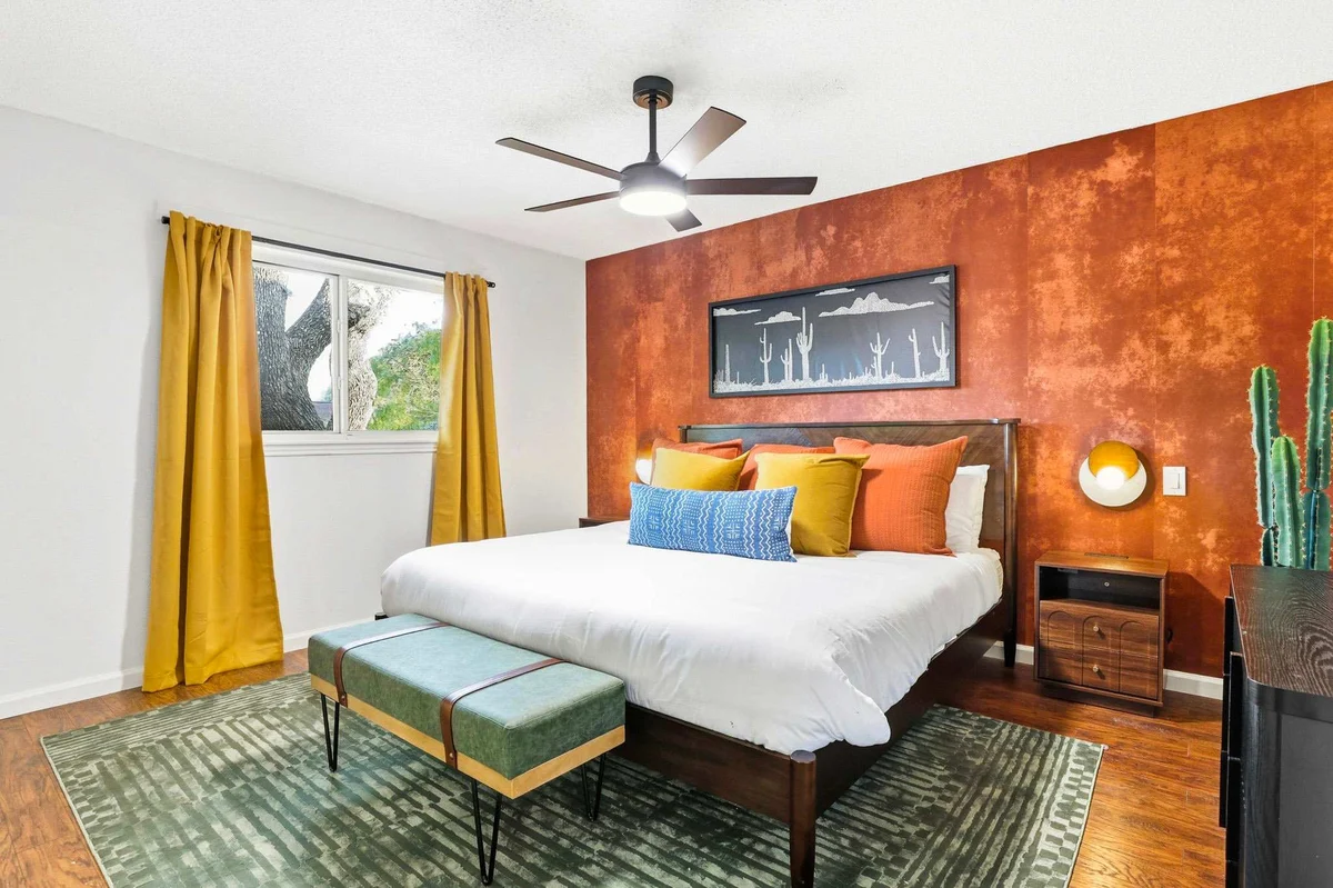 Bedroom image 1
