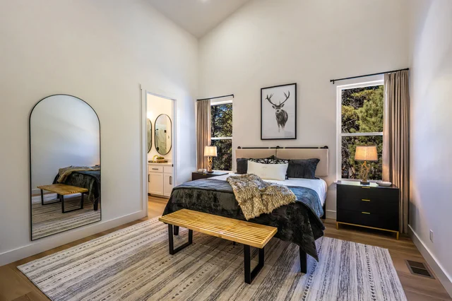 Bedroom image 1