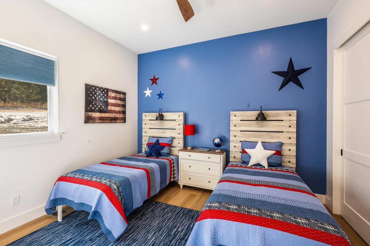 Bedroom image 1