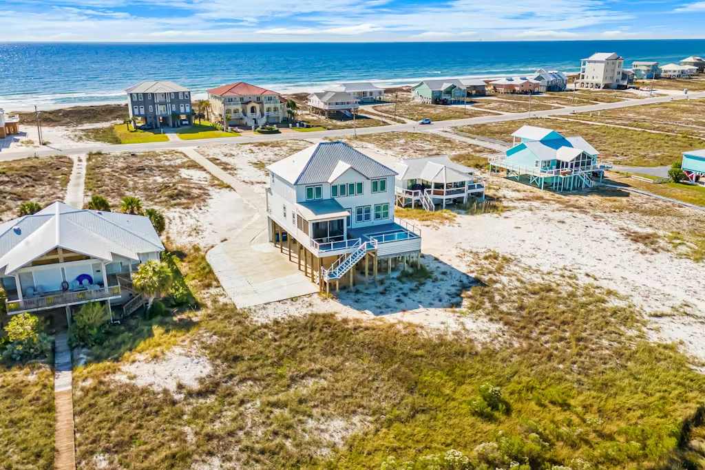 Home in Gulf Shores property photo 3