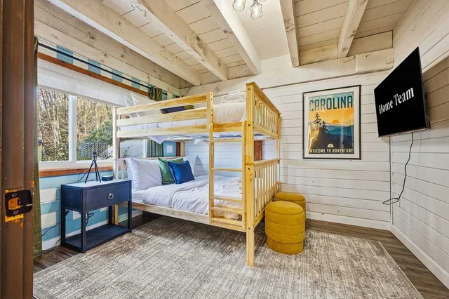 Bedroom image 1