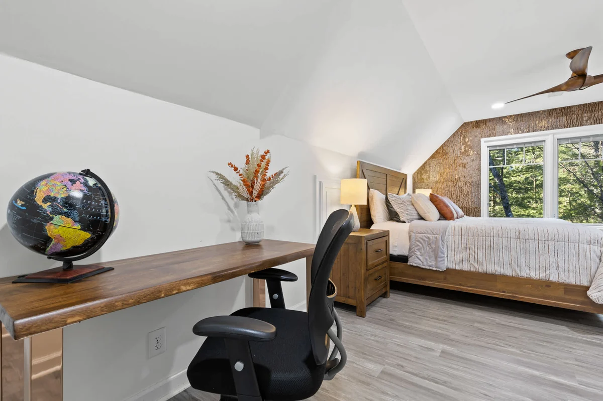 Bedroom image 1