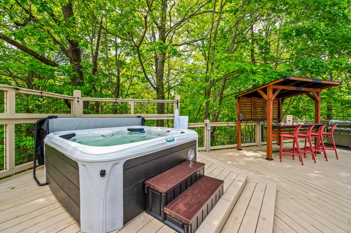 Home in Gatlinburg property photo 2