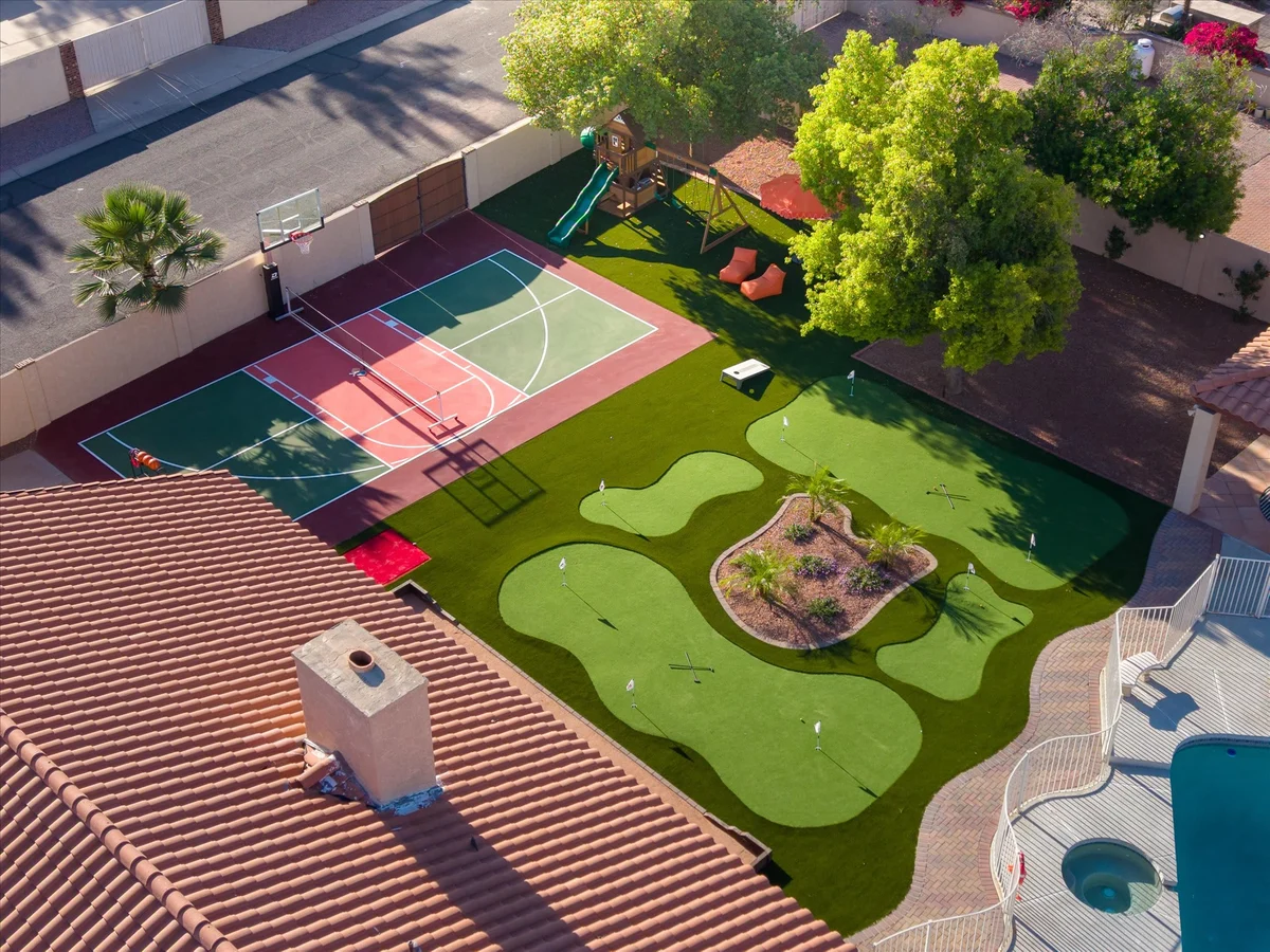 Home in Phoenix property photo 3