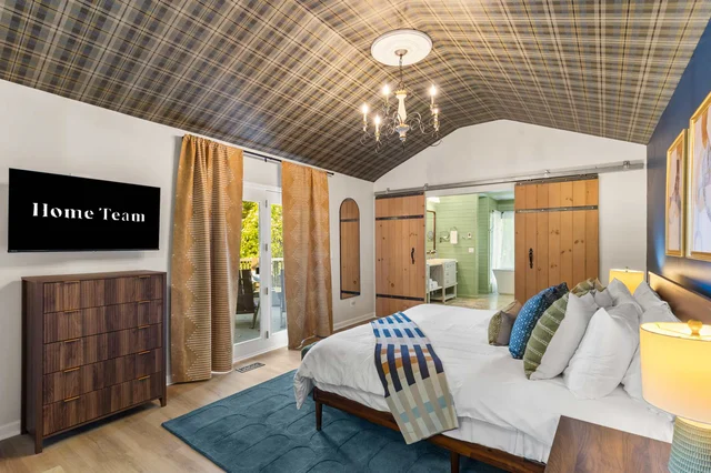 Bedroom image 1