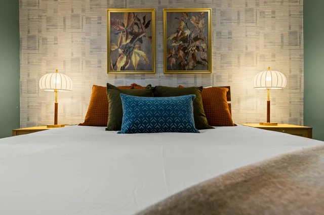 Bedroom image 1