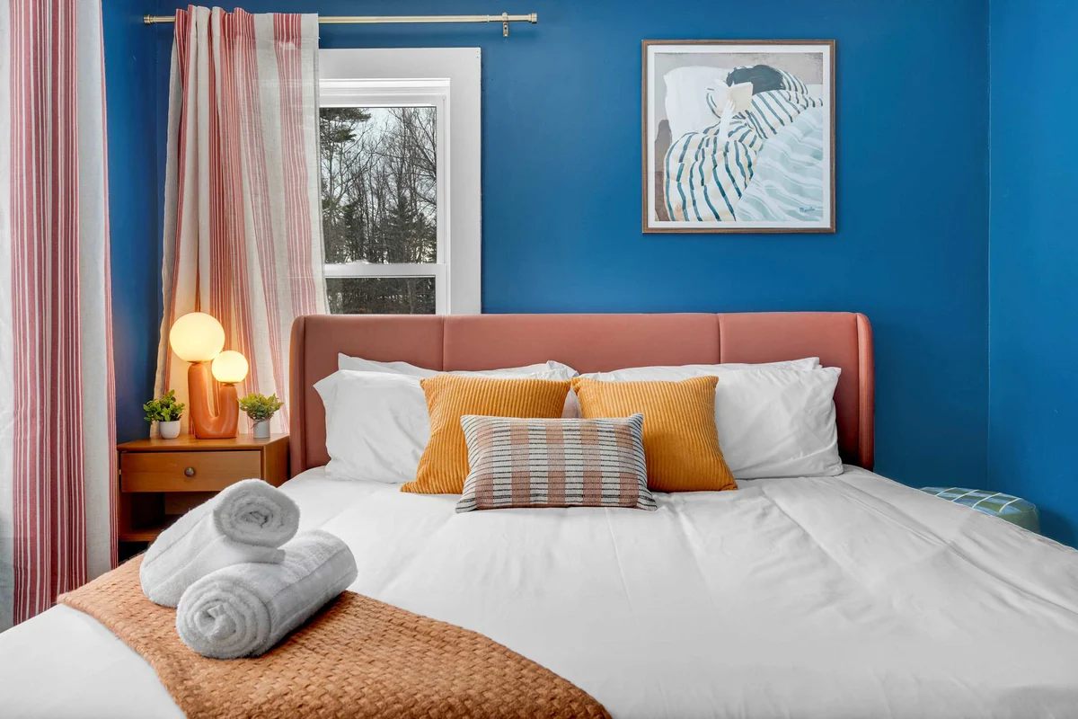 Bedroom image 1