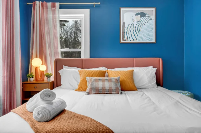 Bedroom image 1
