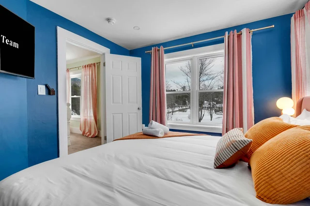 Bedroom image 1