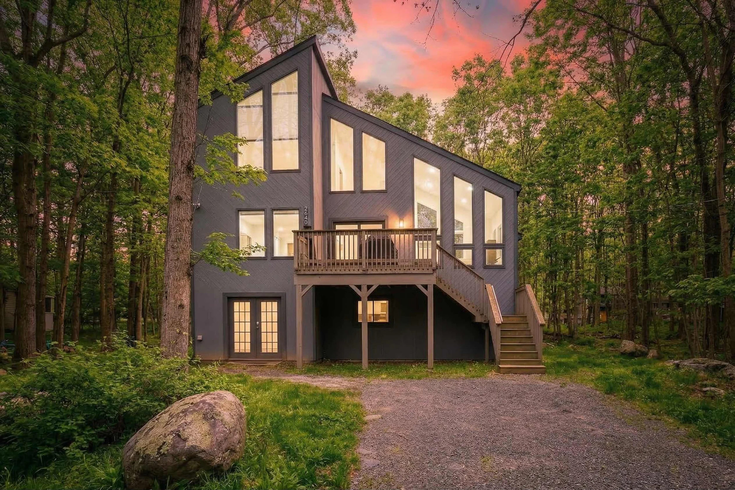 Home in Palmerton property photo 1