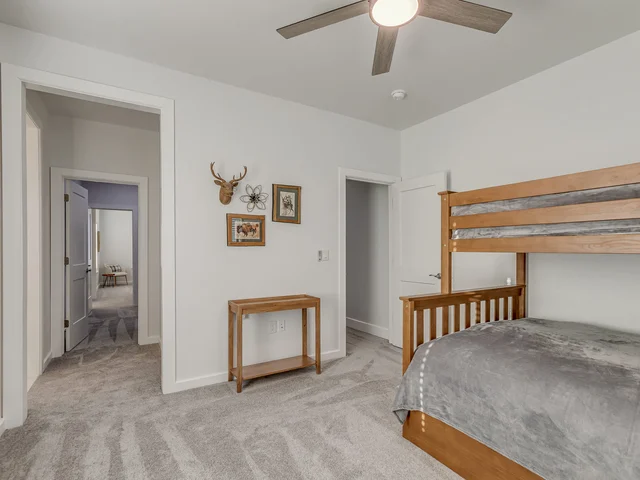 Bedroom image 1
