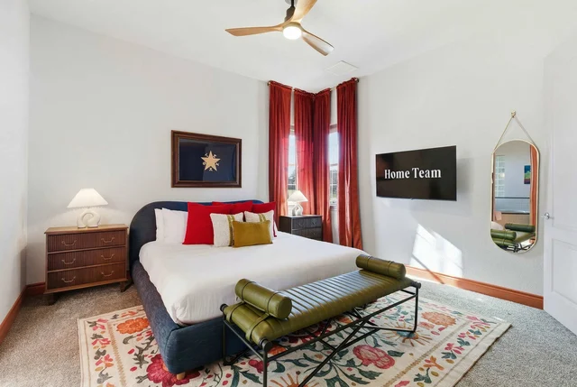 Bedroom image 1
