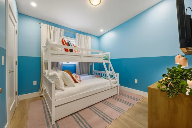 Bedroom image 1