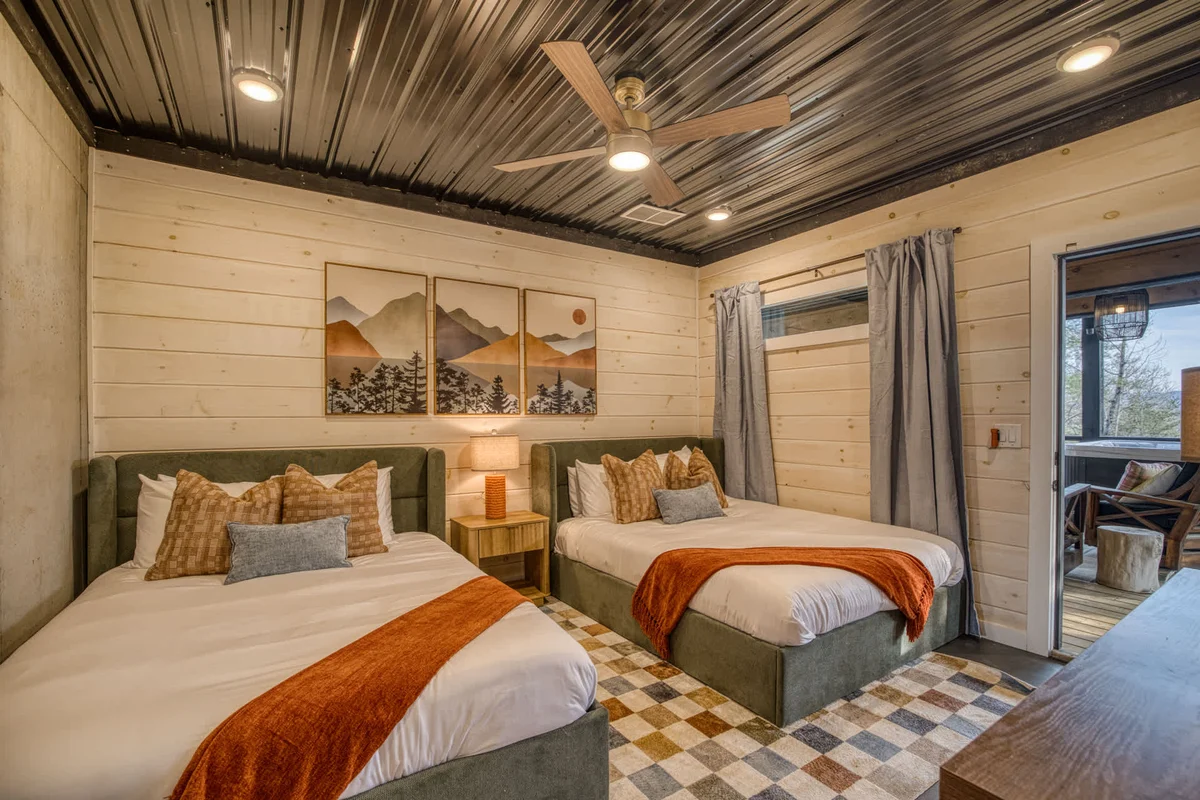 Bedroom image 1